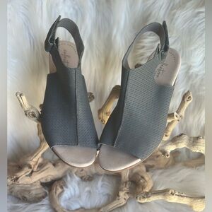 CLARKS COLLECTION SANDALS/ 9